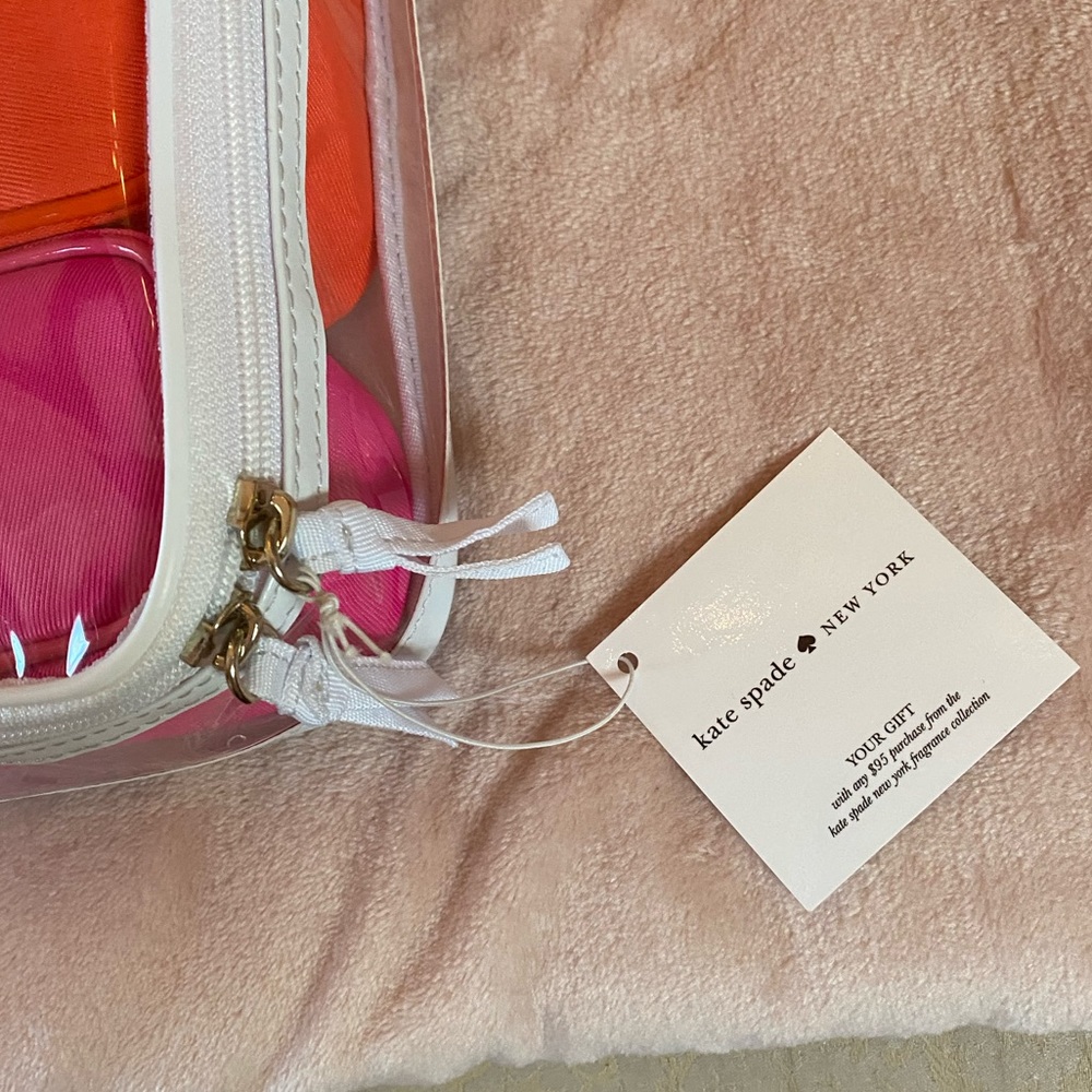 Kate Spade Cosmetic Bag 4 Piece Travel Set - Picture 5 of 7
